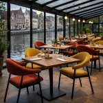 Horeca-Armstoel-AMAZE-roest-Ademende-Stof