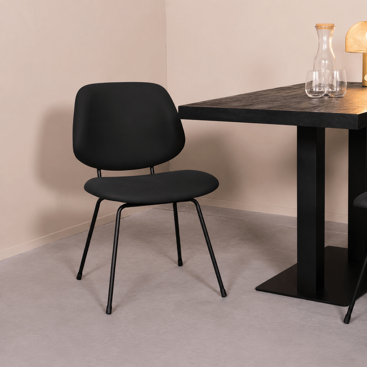 Horeca-Stoel-VelvetFluweel-Bello-Zwart-1